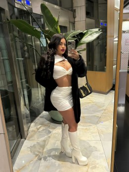 Escort in Barcelona - Rebecca